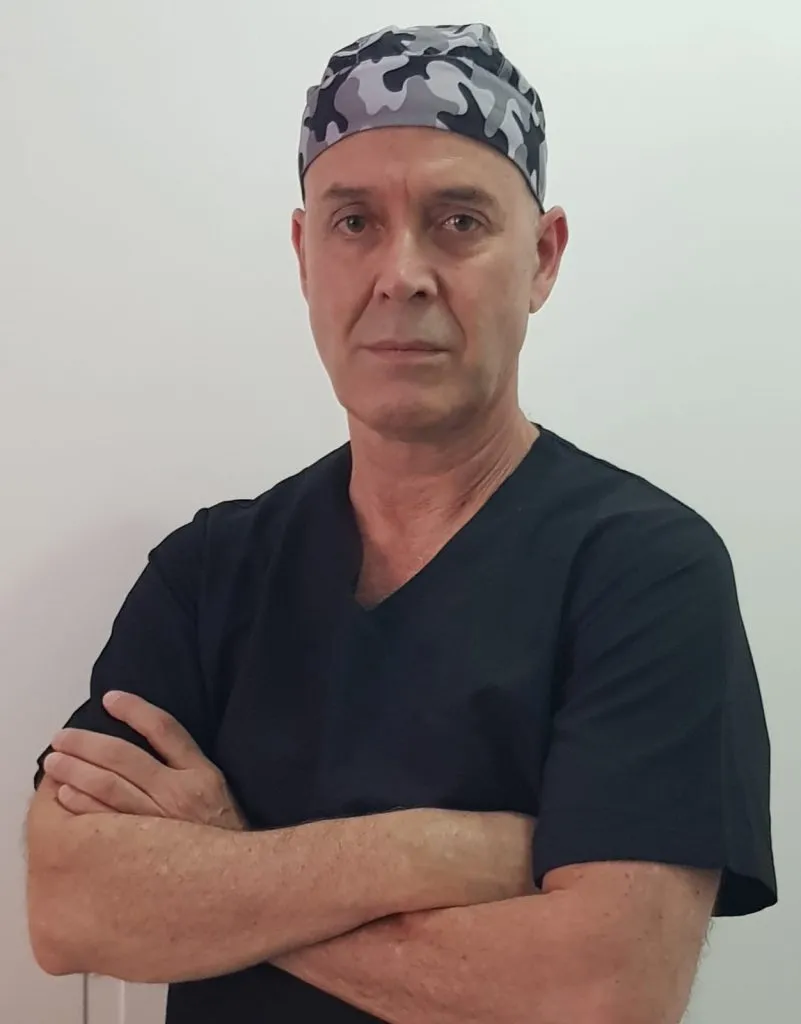 Médico de la clínica Injerto Capilar FUE Málaga